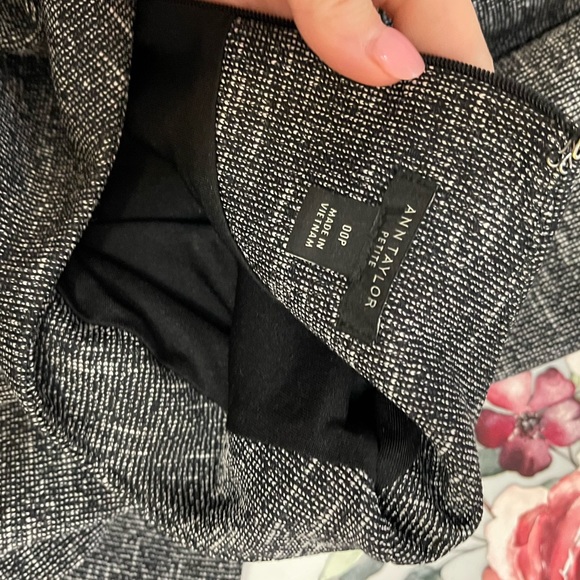 BOGO 🚨 Ann Taylor Pearl Dress - Picture 6 of 6